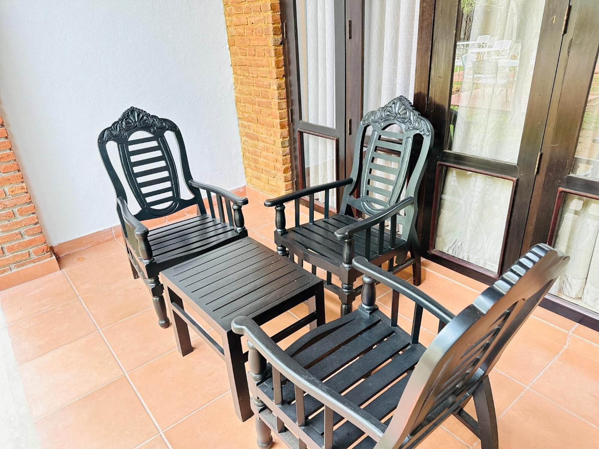 Gamodh Citadel Resort Anuradhapura Buitenkant foto
