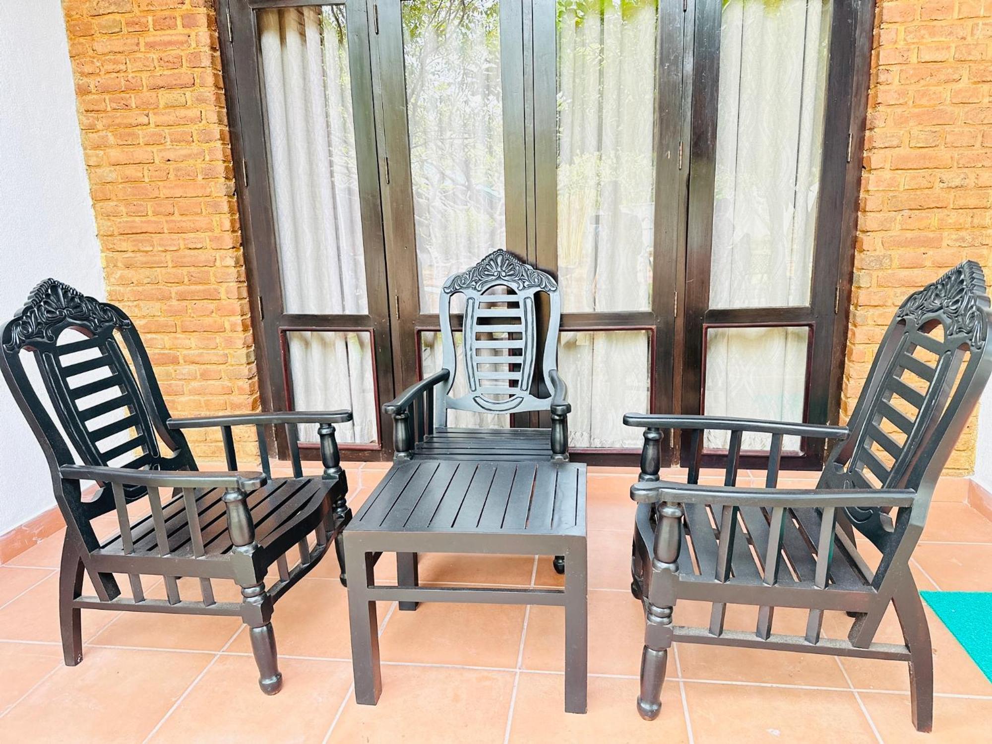 Gamodh Citadel Resort Anuradhapura Buitenkant foto